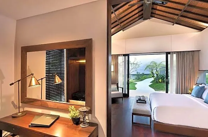 Alta Vista Mountain Bali Hotel 5*